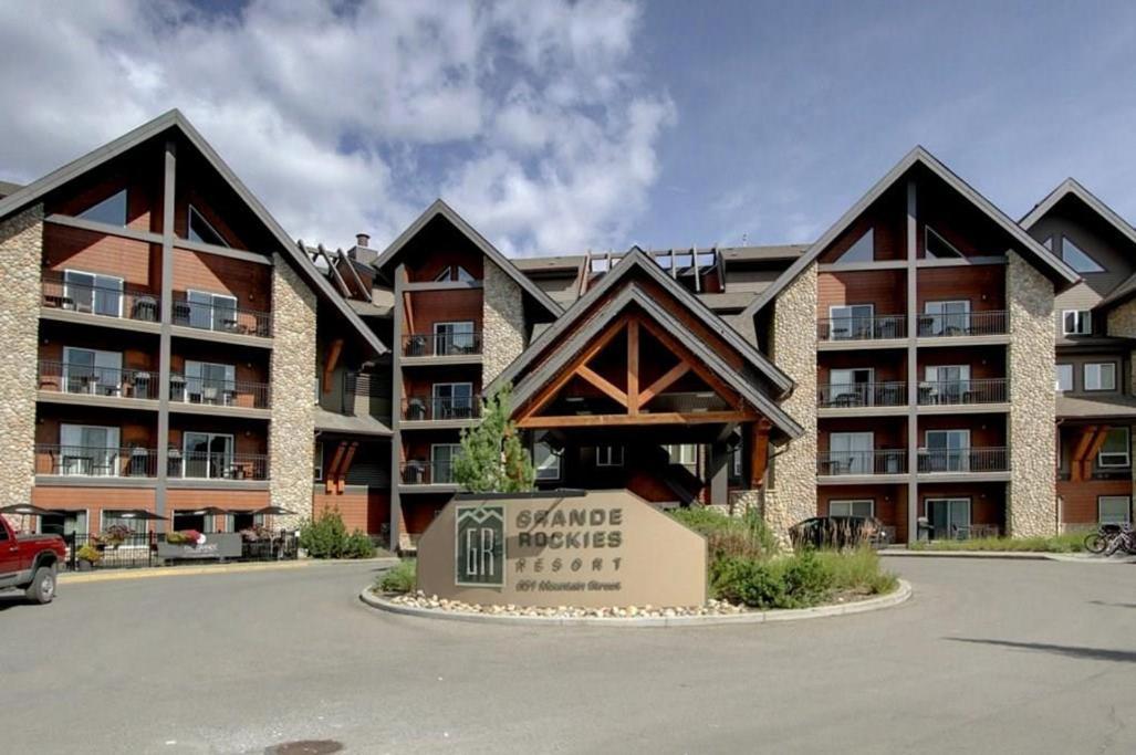 B&B Grand Rockies Resort 2Br 1Pullout Canmore Exterior foto